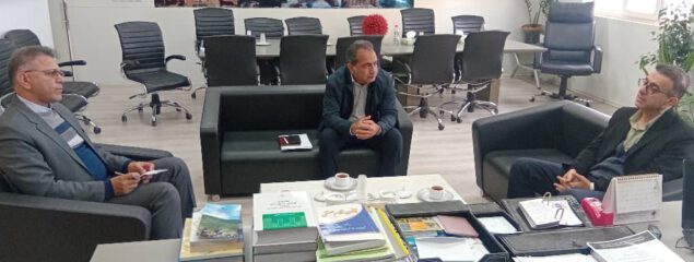 دیدار و گفتگوی مدیرعامل توزیع نیروی برق شیراز با فرماندار فرمانداری ویژه شهرستان مرودشت