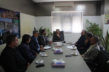تأکید فرماندار مرودشت بر توسعه زیرساختهای فرهنگی و ورزشی؛ صنایع باید نقش فعالتری در توسعه شهرستان ایفا کنند